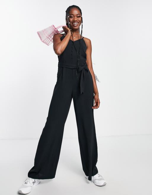 Beliggenhed Ældre Kirsebær QED London cami strap button front jumpsuit in black | ASOS
