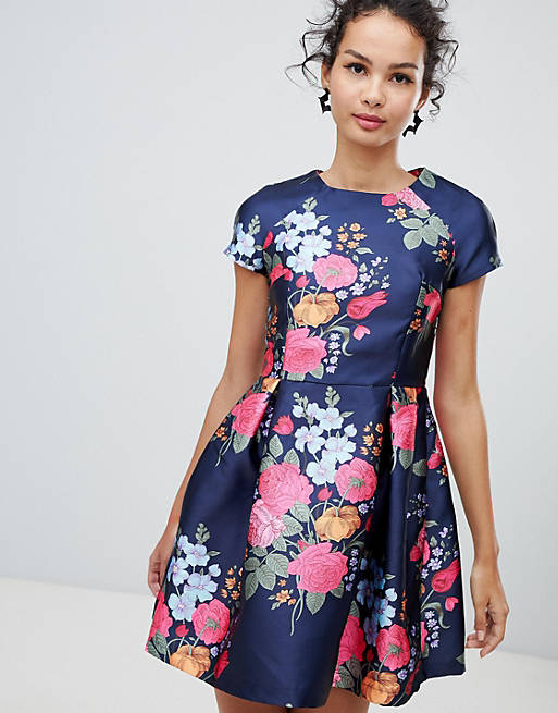 QED London cap sleeve fit and flare floral dress | ASOS