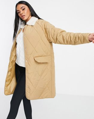 QED London diamond quilted coat with faux fur lining and collar in tan