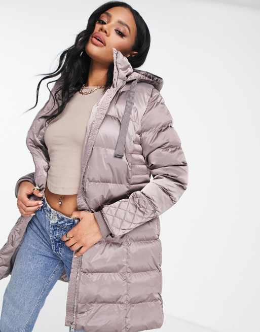 QED London - Gewatteerde jas met lange pasvorm in mink