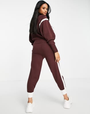 joggers and sweater set