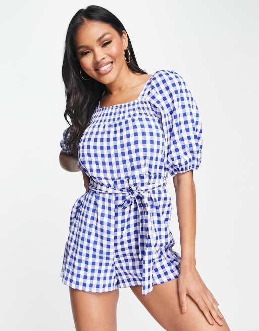 QED London - Playsuit met gestrikte taille en gingham ruit in blauw
