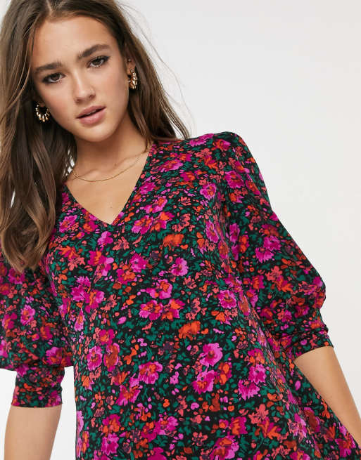 QED London puff sleeve mini dress in floral print, 3 of 4