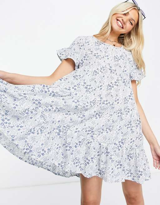 QED London - Robe babydoll à volants - Bleu fleuri imprimé, 4 de 4