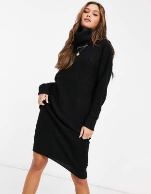 robe pull noir oversize