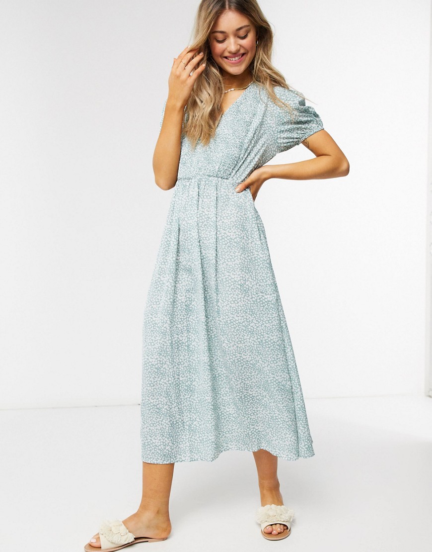 QED London shirred front midi dress in mint ditsy floral-Green