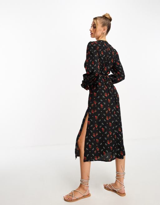 QED London sweetheart neck shirring midi dress in navy floral