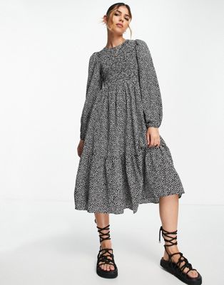 QED London tiered midi dress in black ditsy floral