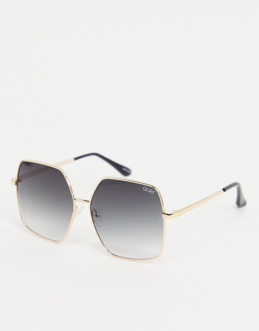 Quay Australia – Backstage – Guldfärgade, fyrkantiga solglasögon i oversize-modell