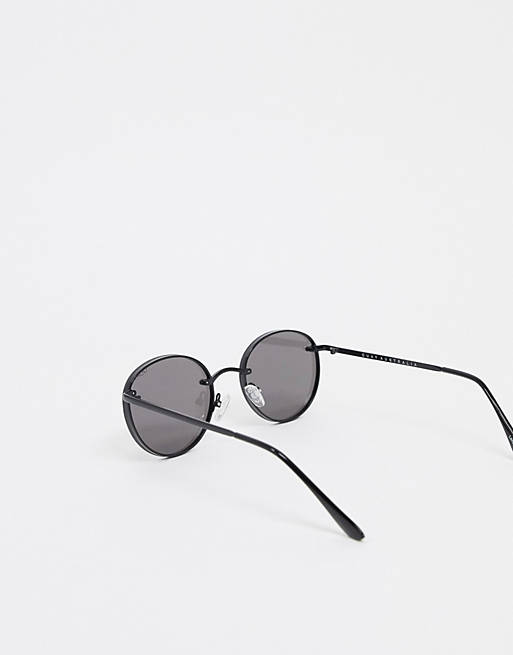 bakterije media vruće  Quay Australia Farrah round sunglasses in black with smoke lens | ASOS