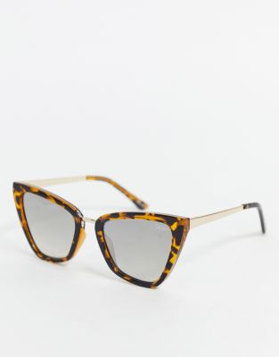 фото Quay australia reina mini cat eye sunglasses in tort-коричневый