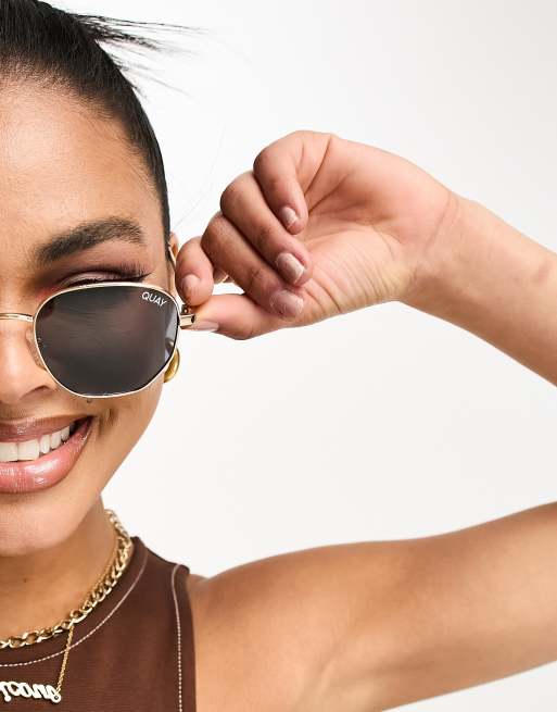 Quay Big Time round sunglasses with polarized lens in gold  display picture 3