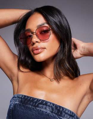 Quay - Big Time - Runde Sonnenbrille aus goldfarbenem Metall mit rosa Gläsern