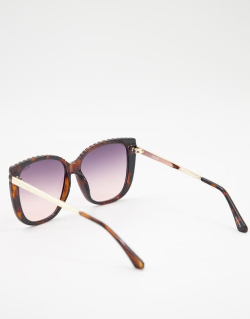Quay Ever After etched cat eye sunglasses | ASOS display picture 2