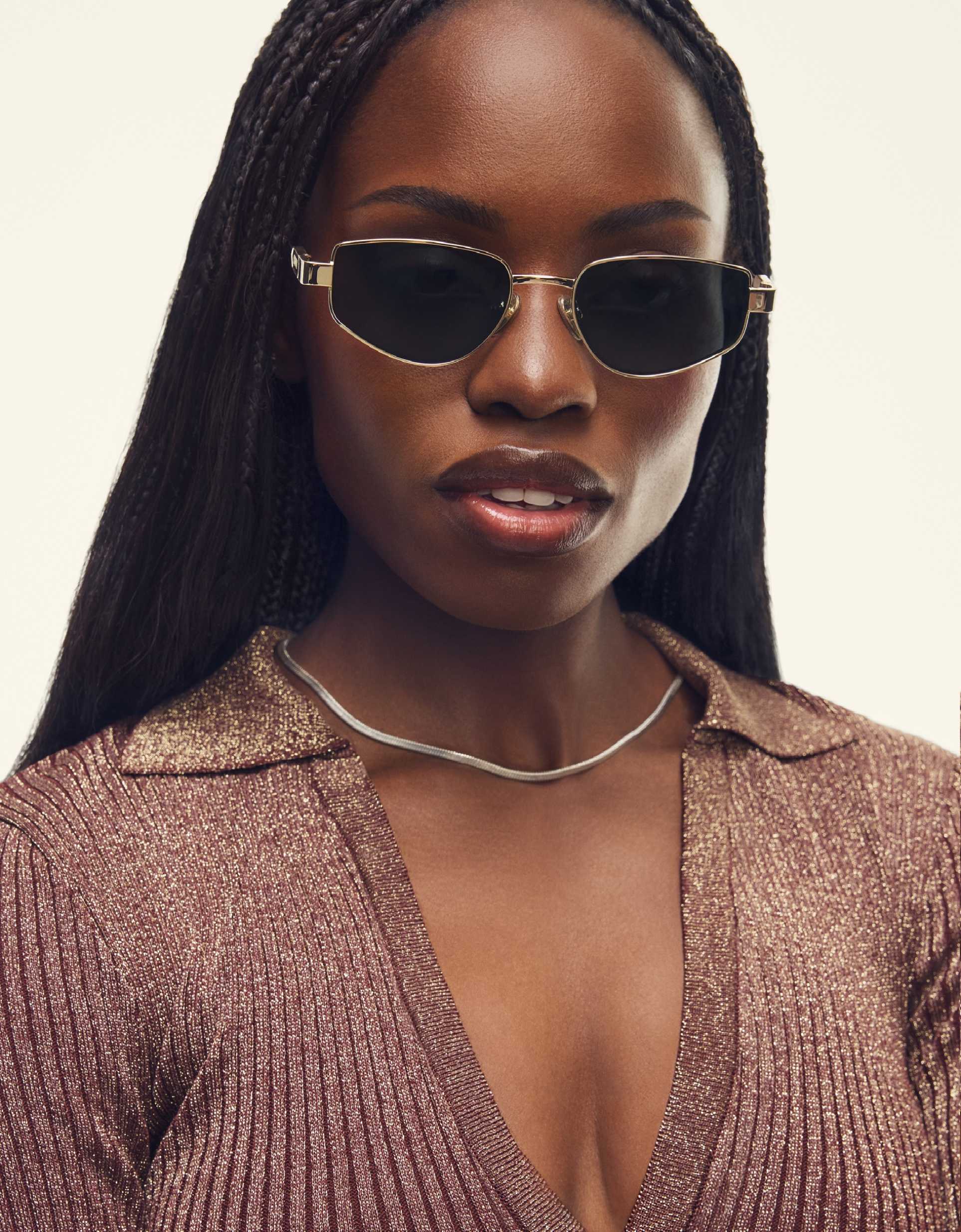 quay hit single geometric metal sunglasses in gold with black lens