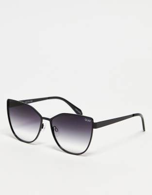 QUAY QUAY IN PURSUIT CAT EYE SUNGLASSES IN BLACK FADE