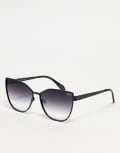 [Quay Australia] Quay In Pursuit cat eye sunglasses in black fade No Size Black