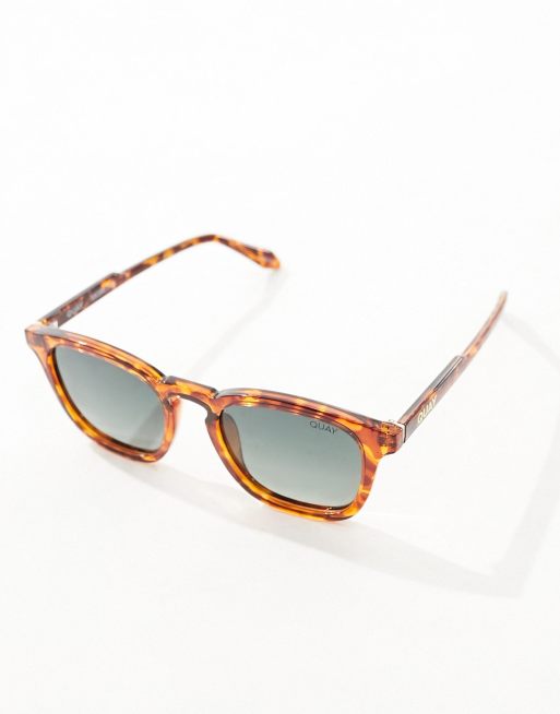 Quay jackpot round sunglasses in honey tort with green polarized lens, 2 of 4
