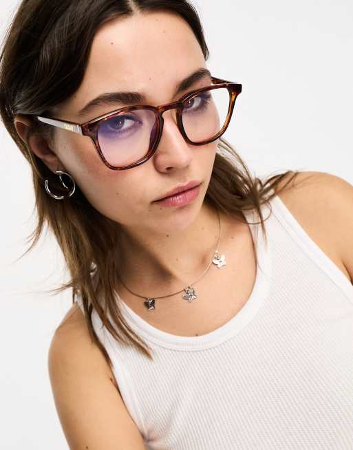Quay – Jackpot – Runde Brille mit Blaulichtfilter und honigfarbener Schildpatt-Optik