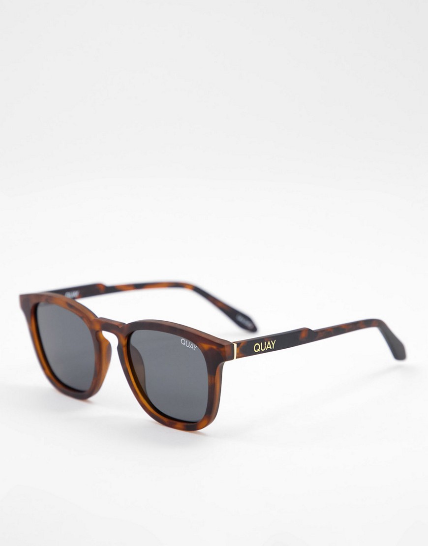 Quay Jackpot unisex round sunglasses in tort with smoke lens-Brown
