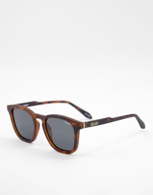Quay Australia Quay Jackpot unisex round sunglasses with polarised lens in tort with smoke lens-Brown