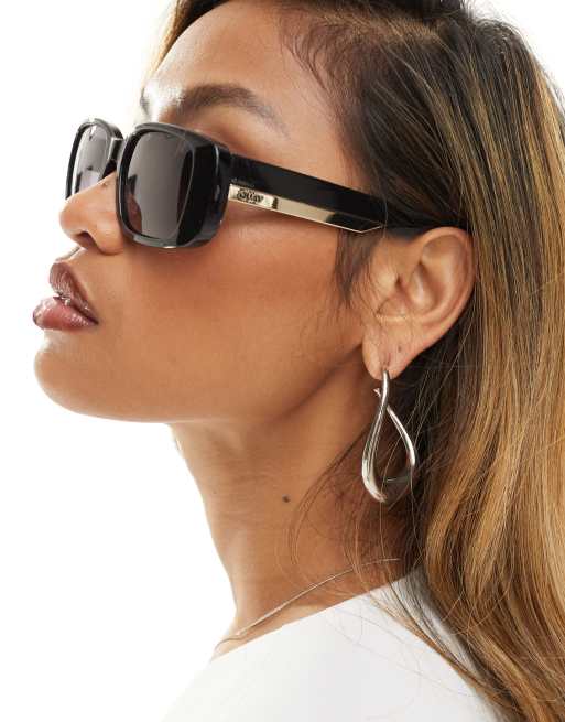 Women’s Quay Karma  Black Rectangular Sunglasses NWOT Quay Karma rectangle sunglasses in black | ASOS main image 4