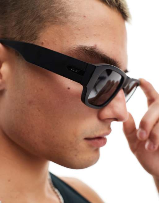 Quay – Nightcap Shield – Matowe czarne okulary przeciwsłoneczne z polaryzacją, 3 z 4