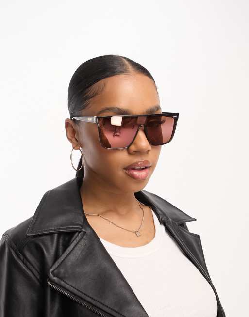 Quay Nightfall shield sunglasses in black and pink | ASOS display picture 3