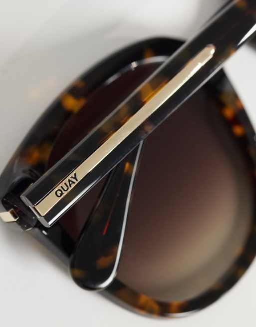 Quay rent free large round sunglasses in neutral tort with brown gradient lenses, 2 of 3