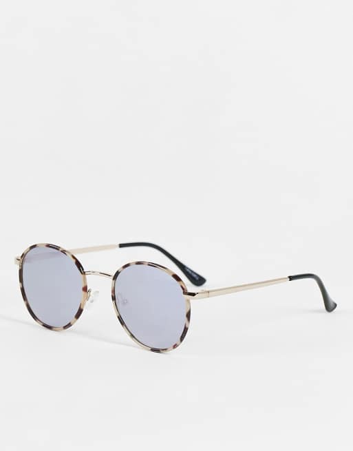 Quay round sunglasses in tortoise shell with milky lens