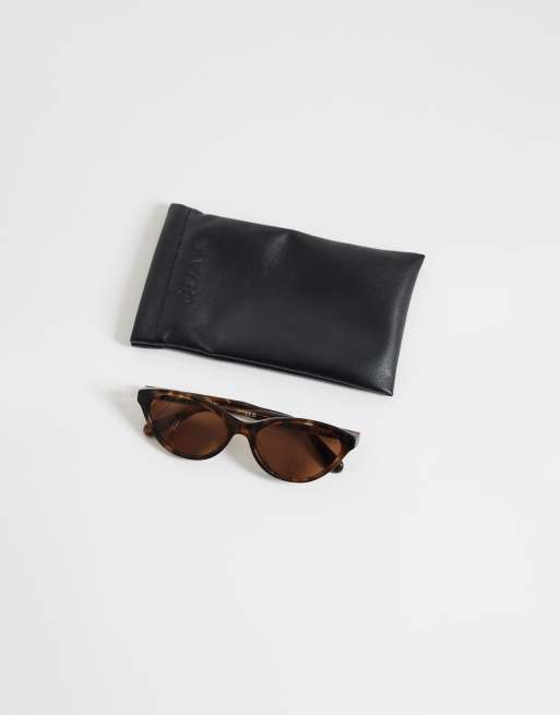 Quay - Talk Nice - Smalle cat eye zonnebril in tortoise , 3 van 3