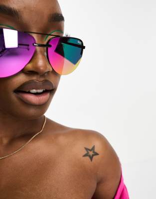 Quay the playa aviator sunglasses in black/pink