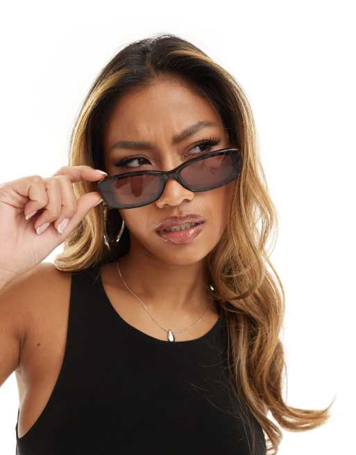 Quay – Vibe Check – Rechteckige Sonnenbrille in Schildpatt-Optik, 3 von 4