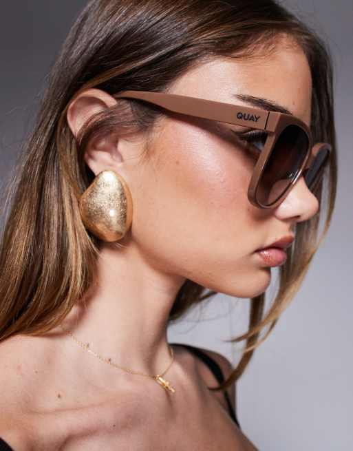 Quay wide awake oversized square sunglasses in coffee brown  display picture 3