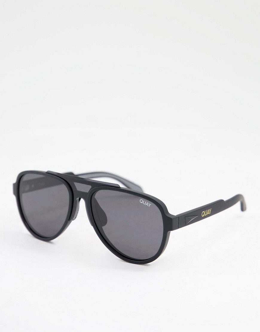 quay wild card unisex oversized aviator sunglasses in matte black with smokey polarised lens