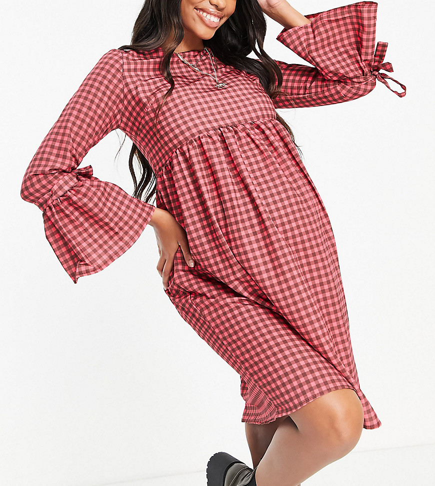 Queen Bee Exclusive swing skate dress with flare sleeve detail in taupe check print-Brown