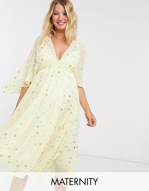 Queen Bee Maternity plunge front batwing maxi dress in yellow star print