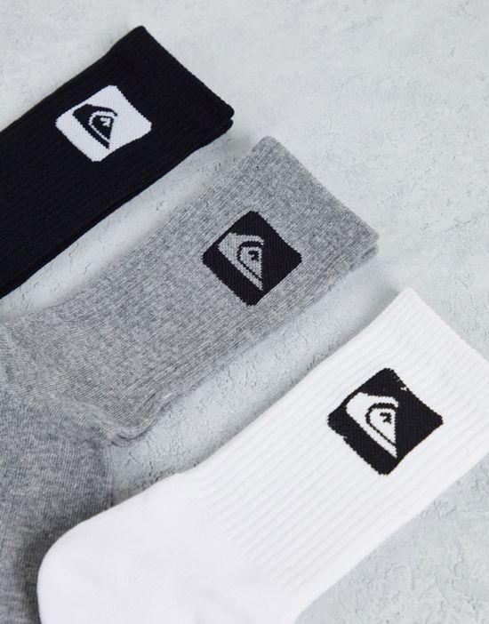 https://images.asos-media.com/products/quiksilver-3-pack-crew-socks-in-multi/201253991-2?$n_550w$&wid=550&fit=constrain