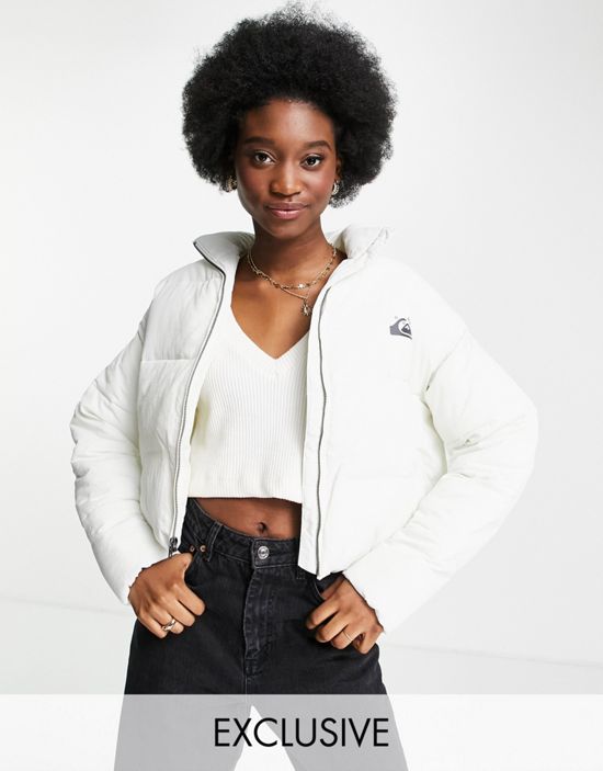 https://images.asos-media.com/products/quiksilver-cropped-puffer-jacket-in-white-exclusive-at-asos/200805474-1-white?$n_550w$&wid=550&fit=constrain