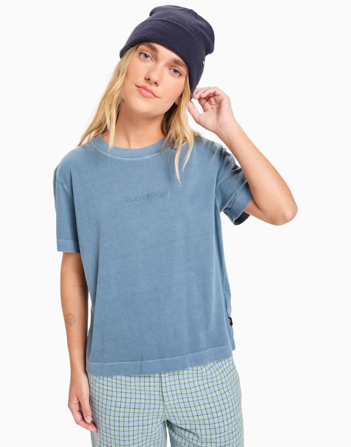 Quiksilver Essential short sleeve t-shirt in china blue