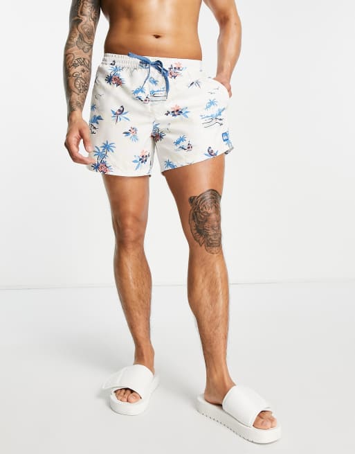 Quiksilver Everday Scenic 16 volley board shorts in cream, 4 of 4