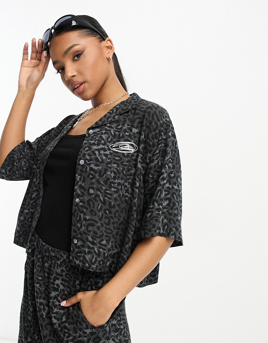 Quiksilver Leopard Print Cropped Shirt In Black