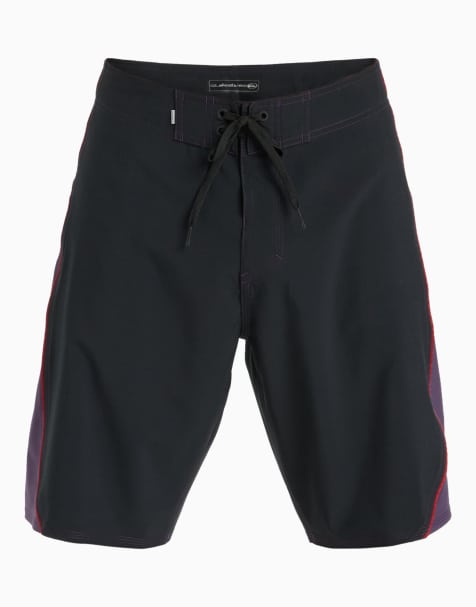 Quiksilver Mercury 99 20" board shorts in black - view 1