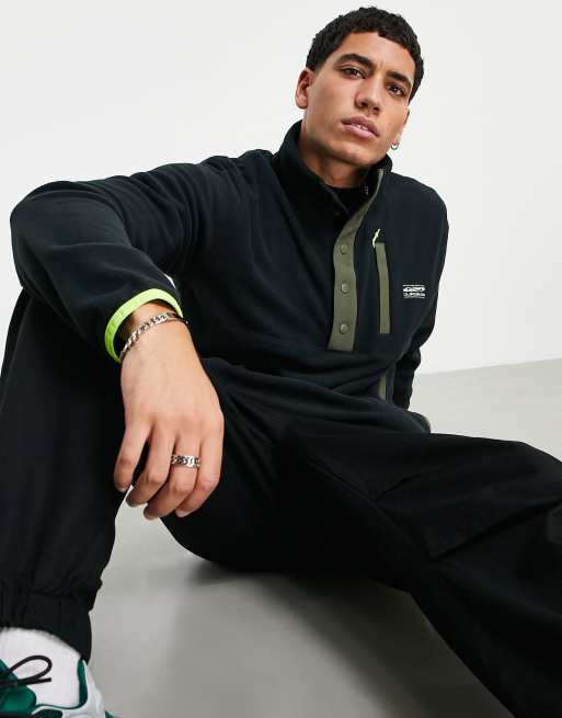 Quiksilver - No destination - Fleece met halve rij drukknopen in zwart