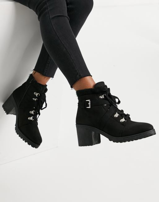 Qupid store ankle booties