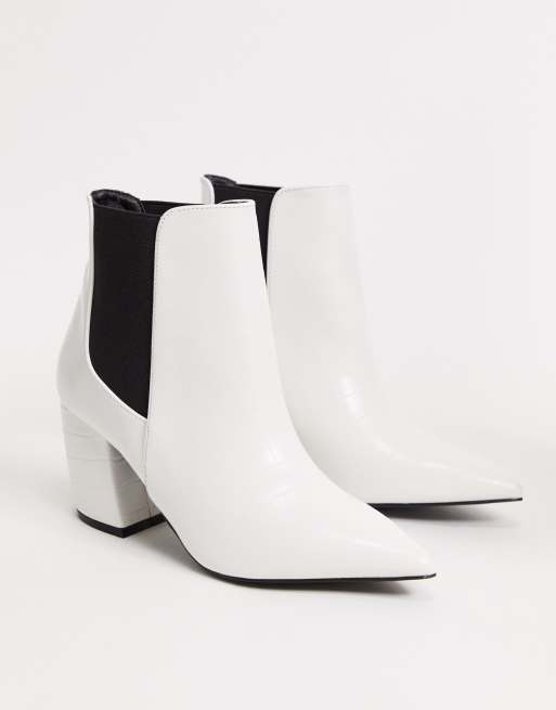 Qupid on sale white booties