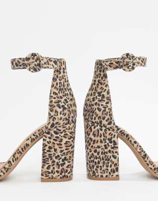 qupid leopard block heels