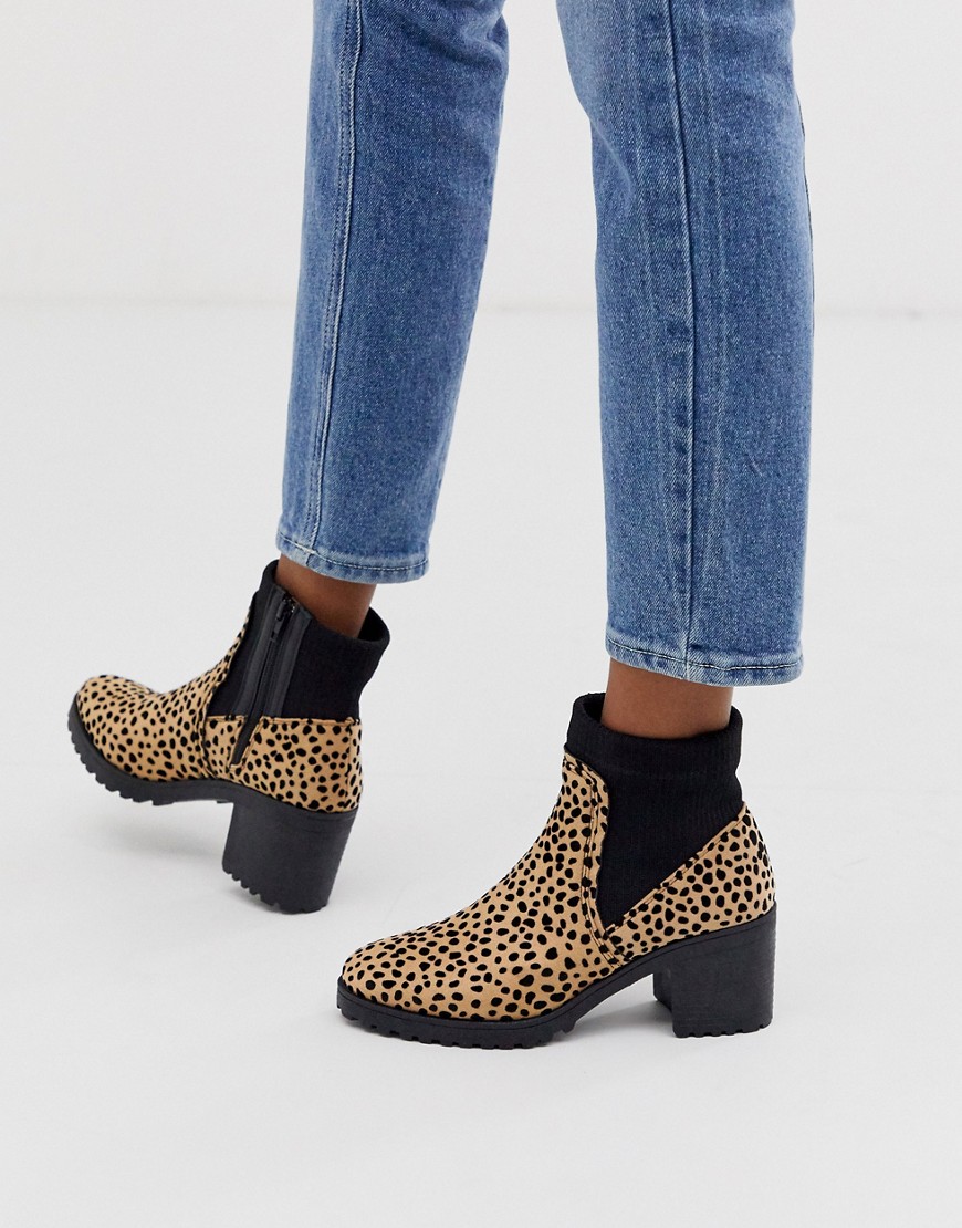 Qupid – Leopardmönstrade boots med klack-Flerfärgad