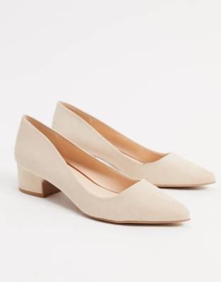 mid block heel pointed shoes