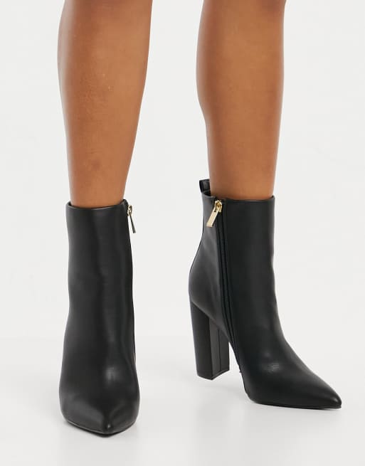 Pointed heeled hot sale ankle boots